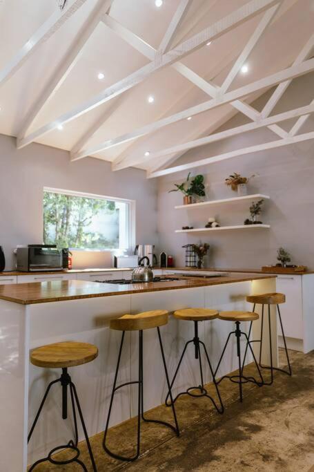 Spacious Family With Wood Fired Hot Tub Kapstadt